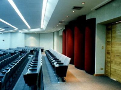 Aulas VI - 4 salas tipo para 250 personas c/u ITESM Campus Monterrey (1990)